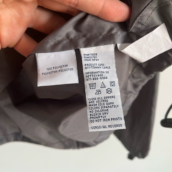 Tommy Hilfiger Pullover / Large / Windbreaker - Picture 5 of 8